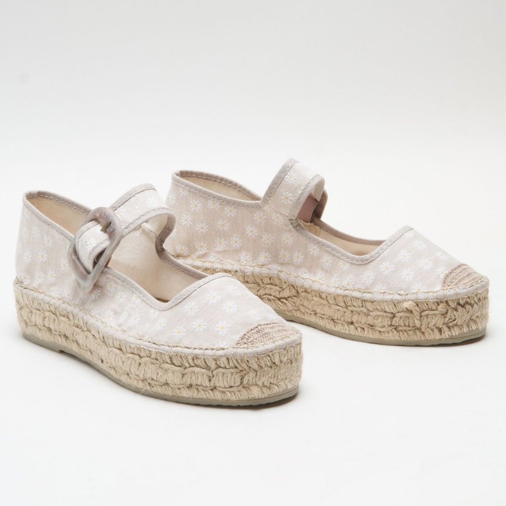 FREE PEOPLE Surfside Daisy Mary Janes / Ecru - Picture 12 of 16